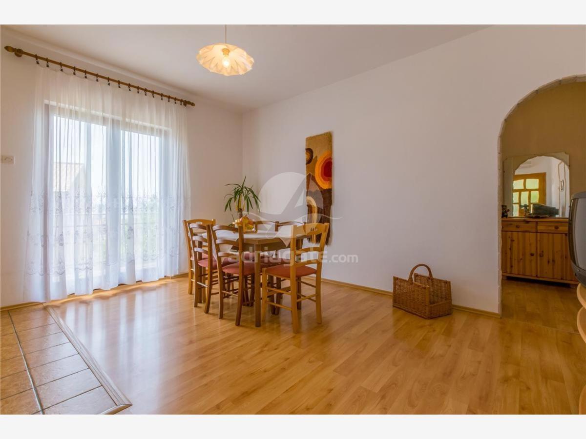 Apartments Dora Selce Zewnętrze zdjęcie