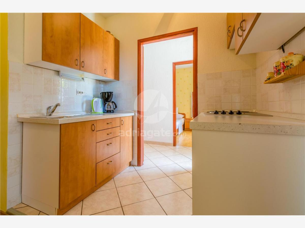 Apartments Dora Selce Zewnętrze zdjęcie
