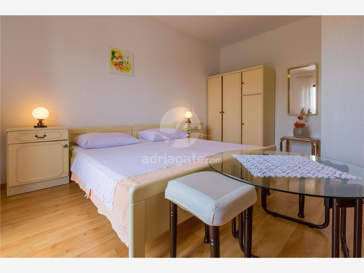 Apartments Dora Selce Zewnętrze zdjęcie